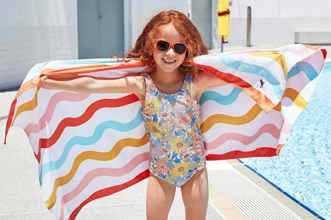 Fun in the Sun: What to Pack for the Pool with Your Kids | Babiators UK
